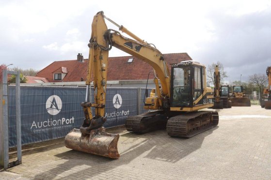 Crawler excavator Caterpillar 312BL Diesel 63kW 25 2 Crawler Excavators image 7