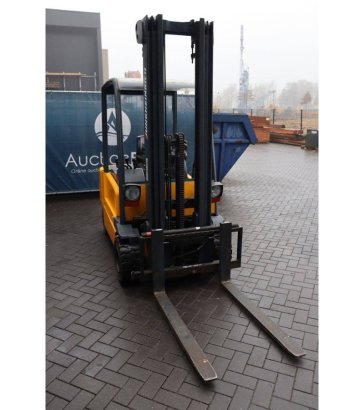 Forklift Jungheinrich EFG 320 Electric 2000kg 5.0m 2004 EFG 320 2004 2 Forklift image 7