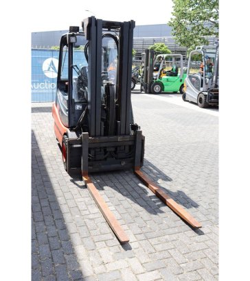 Linde E30-02 Electric Forklift 3000kg 2003 E30-02 2003 2 Forklift image 7