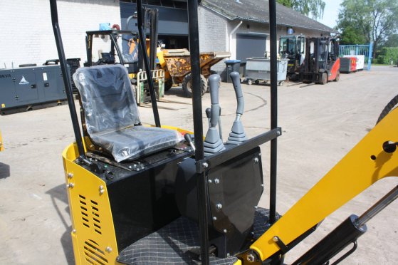 Nuoman EPS NM-E12 Diesel 7kW Mini Excavator New Nuoman EPS NM-E12 1 image 7