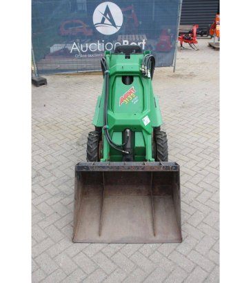 Articulated Loader Avant 313S Petrol 10kW 2003 313S 2003 2 Wheel Loaders image 7