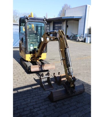 Mini excavator Caterpillar 301.8 Diesel 16kW 2019 301.8 2019 2 Crawler Excavators image 7