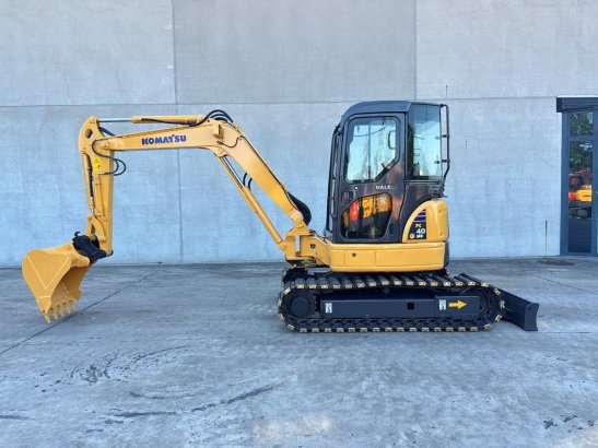 Midi excavator Komatsu PC40MR-2 Diesel 2012 PC40MR-2 2012 2 Crawler Excavators image 7