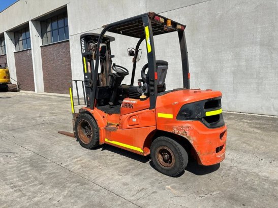 Forklift Clark GTS30D Diesel 2018 GTS30D 2018 2 Forklift image 7