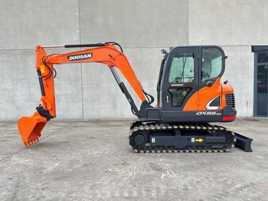 Doosan DX55-9CN Diesel Midi Excavator 2019 Doosan DX55-9CN 2019 2 Crawler Excavators image 8