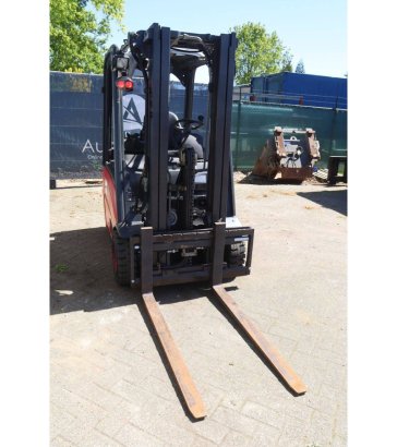 Linde E16-01 Electric Forklift 1600kg 2011 E16-01 2011 2 Forklift image 22