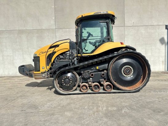 Caterpillar Challenger MT765 Diesel Tracked Tractor 2004 Challenger MT765 2004 2 image 7