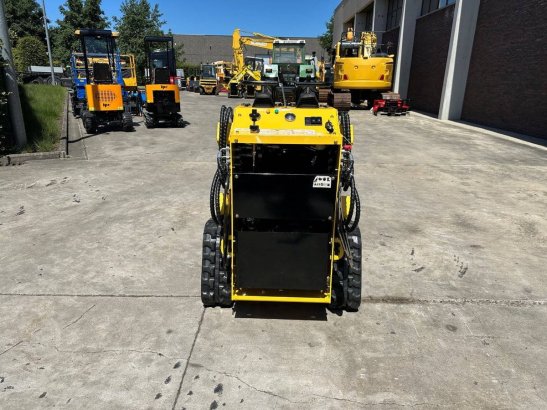 Delano T360 Crawler Skid Steer Loader Petrol 2026 New Delano T360 2026 1 image 7
