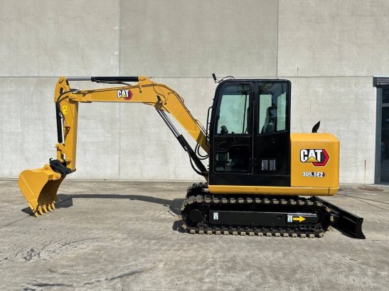 Midi excavator Caterpillar 305.5E2 Diesel 2018 305.5E2 2018 2 Crawler Excavators image 22