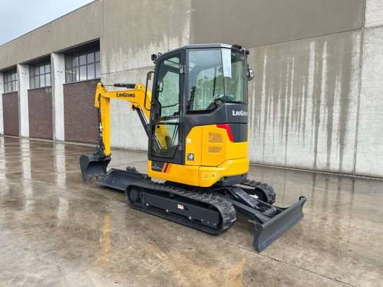 LiuGong 9027 FZTS Diesel Mini Excavator 2026 LIUGONG 9027 FZTS 2026 2 image 22