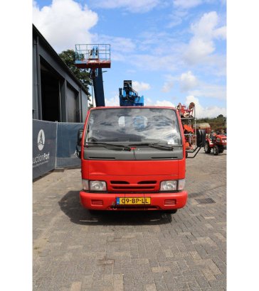 Nissan Cabstar Diesel 125hp 17.8m 2004 Aerial Platform Cabstar 2004 2 image 7