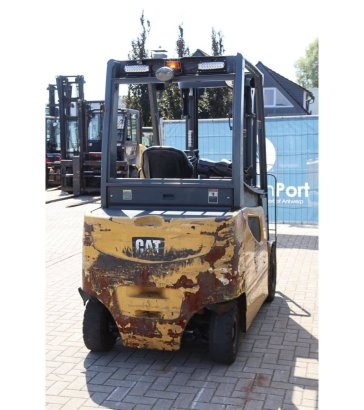 Caterpillar 2EP5000 Electric Forklift 2260kg 3.1m 2EP5000 2 Forklift image 7