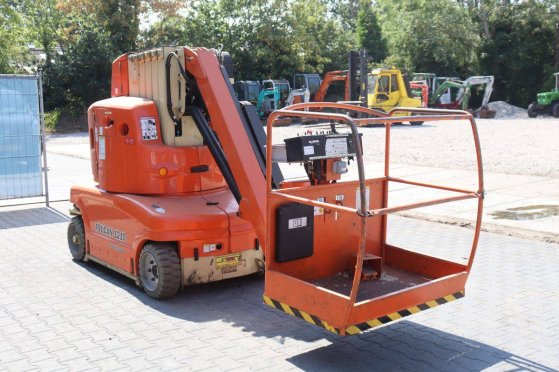 JLG Toucan 1210 Electric Mast Lift 200kg 12m 2005 Toucan 1210 2005 2 image 22