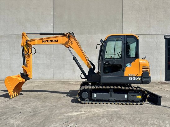 Midi excavator Hyundai R60VS Diesel 2017 R60VS 2017 2 Crawler Excavators image 7