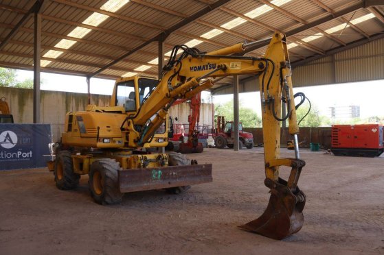 Wheel excavator Komatsu PW110R Diesel 69kW 2005 915 2005 2 Wheeled Excavators image 7