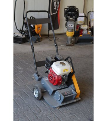 Giant GP1950G Petrol Vibratory Plate 2025 Giant GP1950G 2025 2 image 7