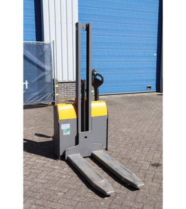 Stacker Jungheinrich EMC 110 Electric 1000kg 2020 EMC 110 2020 2 image 7