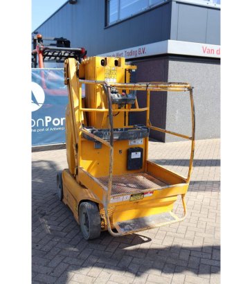 JLG Toucan 8E Electric Mast Lift 8.2m 2011 Toucan 8E 2011 2 image 7