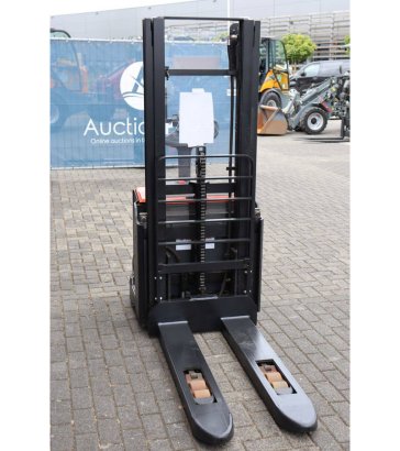 Stacker BT SWE140L Electric 1400kg 2.65m 2015 BT SWE140L 2015 2 image 7