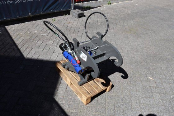 Rotary adapter CW10 with hydraulic quick coupler Granit 2025 Onbekend 2025 2 image 7
