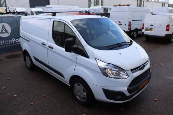 Ford Transit Custom Diesel 101hp Van 2015 Transit Custom 2015 2 Closed vans image 7
