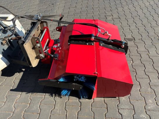 Weedtrac Diesel implement carrier with various attachments Weedtrac 2 image 7
