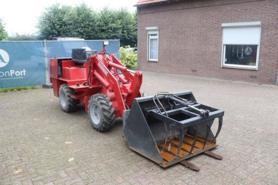Wheel Loader Weidemann 2002 - D/M Diesel 22.8kW 1988 (Margin) Weidemann 2002-D/M 1988 2 Wheel Loaders image 7