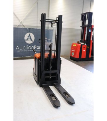 Stacker BT SPE125L Electric 1250kg 3.3m 2015 BT SPE125L 2015 2 image 7