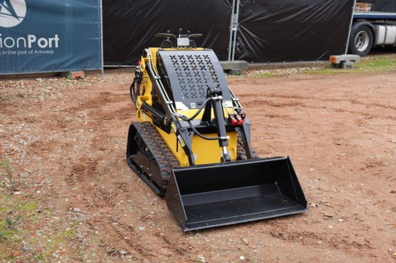 Delano T360 Skid Steer Loader Petrol 2026 New Delano T360 2026 1 image 7