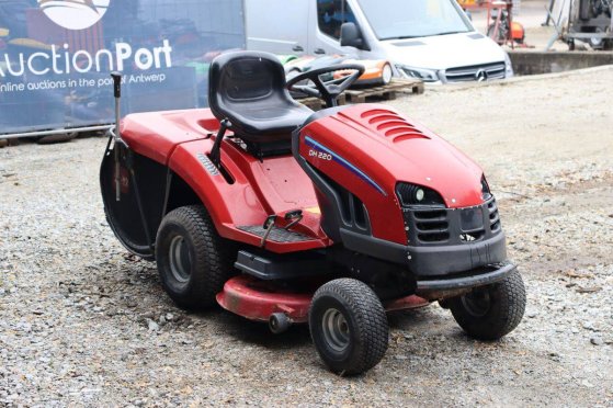Ride-on mower Toro DH220 Petrol 2012 Toro DH220 2012 2 image 7