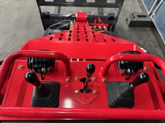 Skid steer loader Nuoman T330XL Red Diesel 2025 New Nuoman NM-SLD380 2024 1 image 7