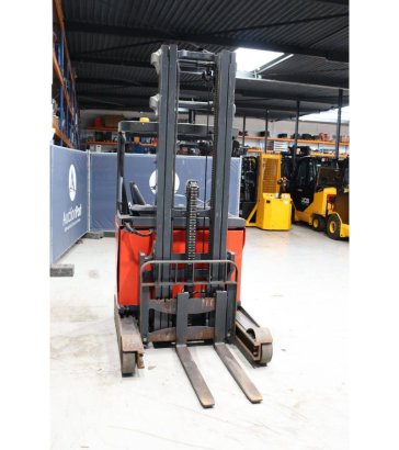 Linde R10B-01 Electric Reach Truck 1000kg 7.8m 2017 R10B-01 2017 2 image 7