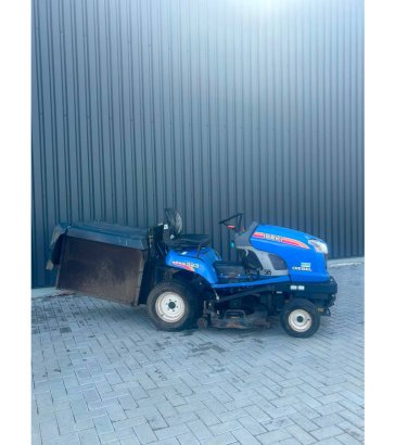 Iseki E42 Petrol Ride-on Mower 2012 Iseki E42 2012 2 image 7