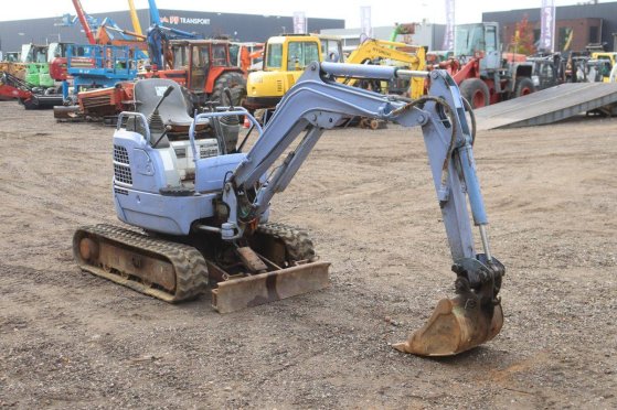 Mini excavator Yanmar VIO15-2A Diesel 9.3kW 844 2006 2 image 7