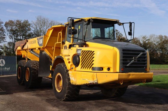 Dumper Volvo A25D Diesel 227kW 2002 A25D 2002 2 Dump Truck image 7