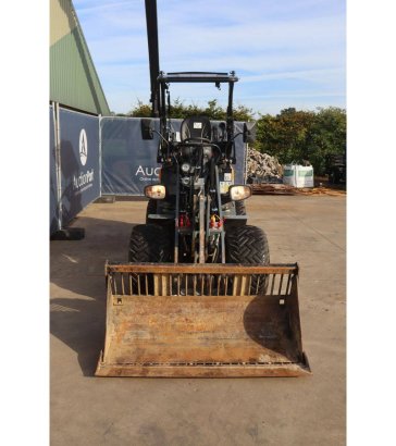Articulated loader Giant G2300HD X-Tra Diesel 18.5kW 2024 Giant G2300HD X-Tra 2024 2 Wheel Loaders image 7