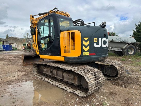 Crawler excavator JCB JZ140 LC Diesel 2016 JZ 140 LC 2016 2 Crawler Excavators image 7