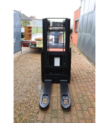Toyota SPE200DN Electric Stacker 2000kg 2.1m 2018 SPE200DN 2018 2 image 25