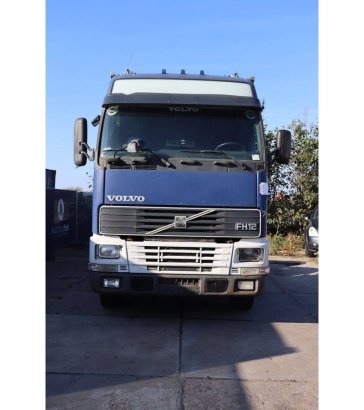 Chassis Cabin Volvo FH12 460 Globetrotter Diesel 460hp 2003 590 2003 2 image 7