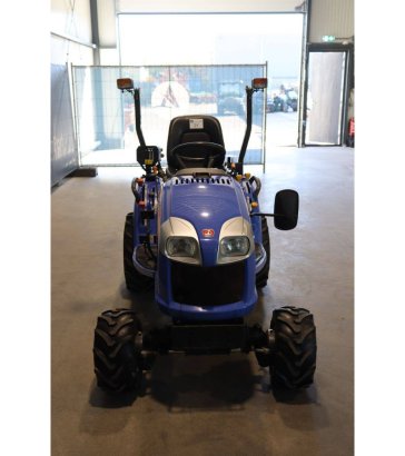 Compact Tractor Iseki TXG 237 Hydrostatic 2014 Iseki TXG 237 2014 2 image 8