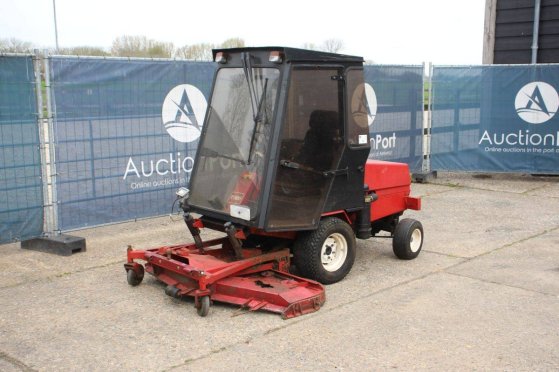 Toro 220D Diesel Ride-on Mower Toro 220D 2 image 8