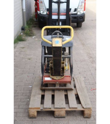 Vibratory Plate Dynapac LG 200 Diesel 2009 LG 200 2009 2 image 8