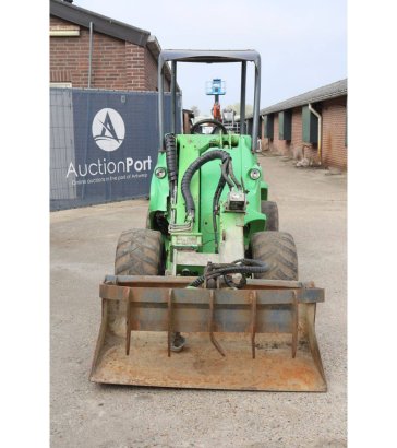 Articulated loader Avant M745 Diesel 36kW 2015 M745 2015 2 Wheel Loaders image 8