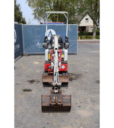 Mini excavator Takeuchi TB210R Diesel 8.8kW 2016 TB210R 2016 2 image 8