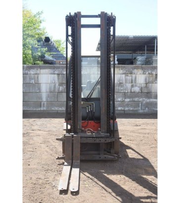 Linde H20D Diesel Forklift 2000kg 1990 H20D 1990 2 Rough Terrain Forklift image 8
