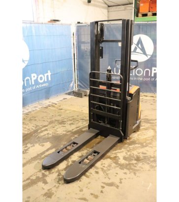 Toyota BT SWE140L Electric Stacker 1400kg 2.7m 2014 BT SWE140L 2014 2 image 8