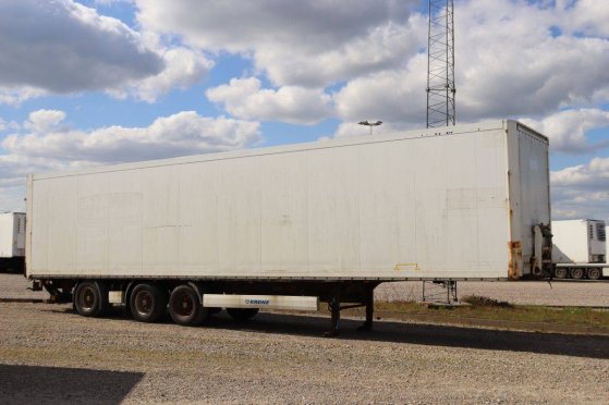 Closed Semi-Trailer Krone SD 41000kg 2010 9357 2010 2 Box semi-trailers image 8