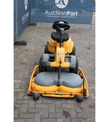 Stiga P901 Ride-on Mower Petrol 11.4kW 2004 Stiga P901 2004 2 image 8
