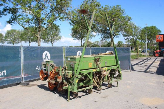Amazone ED 450-K maize planter with computer, 6-row Amazone ED 450-K 2 image 8
