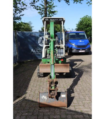 Mini excavator Takeuchi TB216 Diesel 11.5kW 2017 TB216 2017 2 image 8
